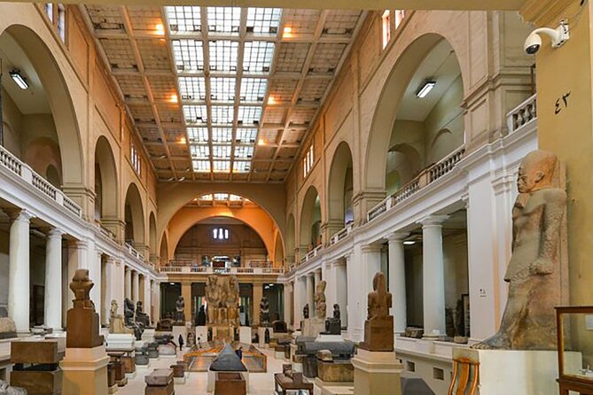 Private Tour Pyramids - Museum and Bazaar - A full Cairo day for the price of $65