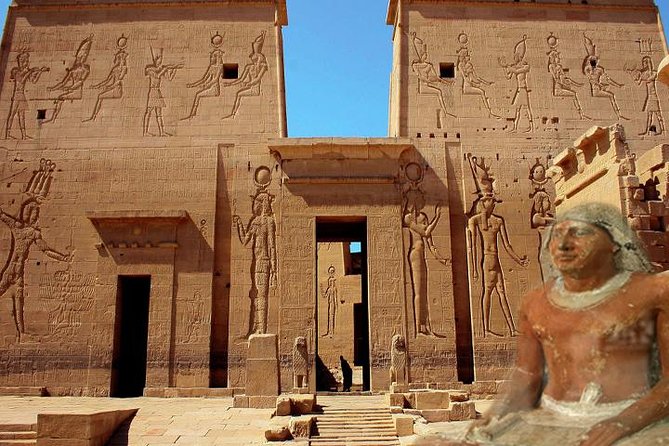 Private Tour to Giza pyramids Egyptian Musuem , Market form Cairo Airport - Seeing the Great Pyramid and the Giza plateau