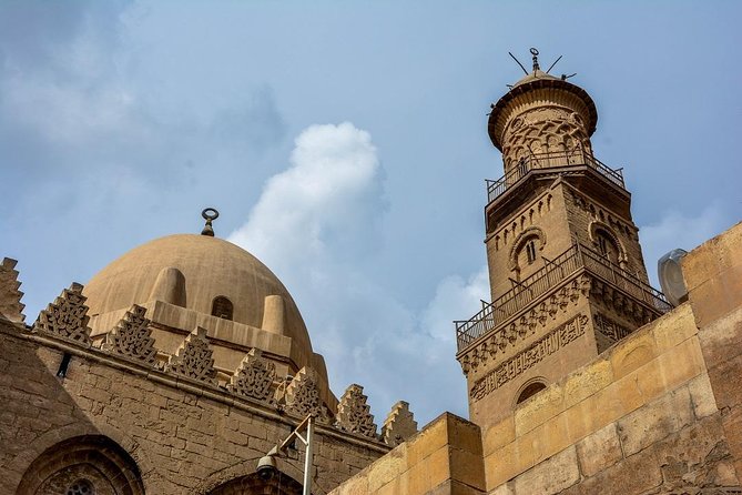 Private Tour To Islamic Cairo and Khan El-Khalili Tourist Bazaar - Khan El-Khalili and the El Fishawi café stop