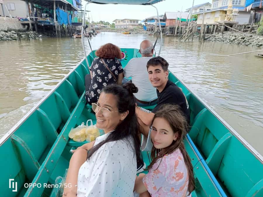 Private Unseen Mangrove Forest and Floating & Railway Market - Coconut sugar at Baan Tao Thai Derm