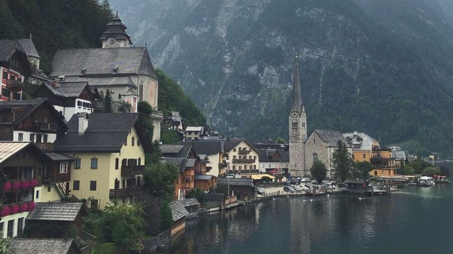 Private Walking Tour of Hallstatt Market Square and Churches - Key points at a glance