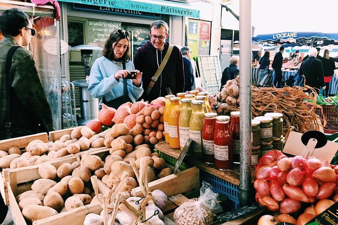 Provençal Farmers market tour - Marché des Prêcheurs, where shopping gets broader