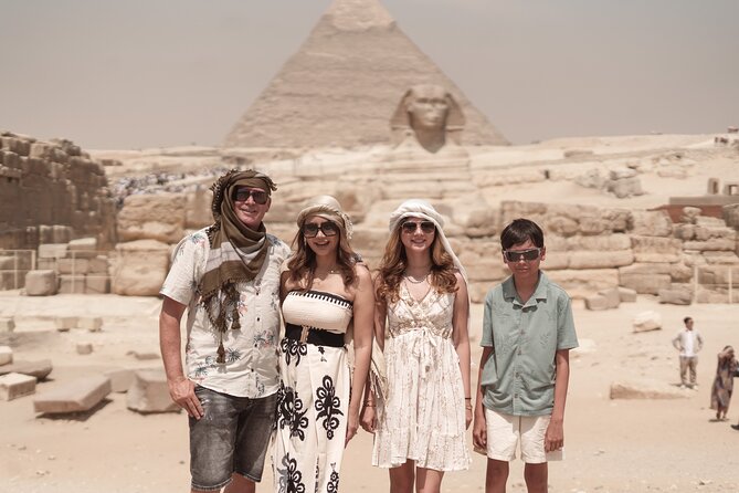 Pyramids, Egyptian Museum & Bazaar With Photographer - Who should choose this experience