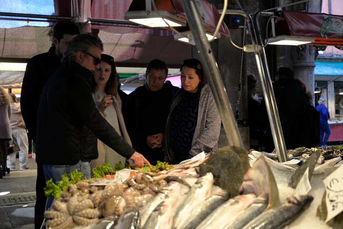 Rialto Market Tour with Hands on Cooking Class, Wine & Tiramisu - Timing, meeting details, and practical concerns