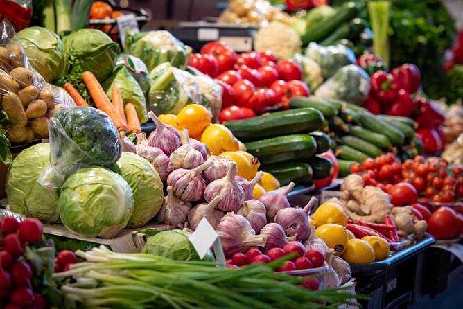 Riga Central Market Traditional Food tasting experience - Weather, clothing, and practical timing