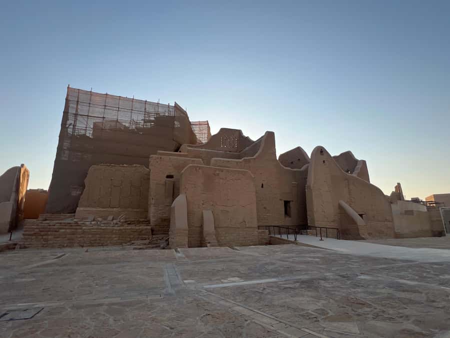 Riyadh: Masmak Fort, Souq AlZal, and Murabba Palace Tour - Murabba Palace and the design of a royal home