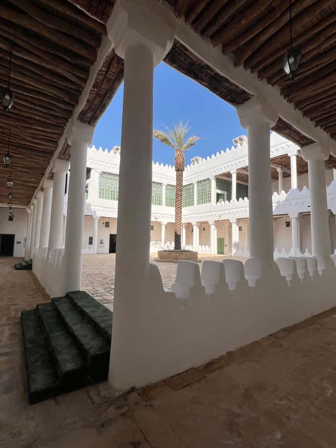 Riyadh: Masmak Fort, Souq AlZal, and Murabba Palace Tour - How the six-hour schedule works
