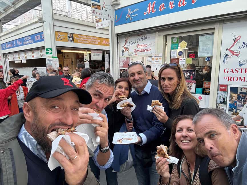 Rome: Testaccio Market Food Tour with Street Food & Wine - Meeting Duné and entering the market