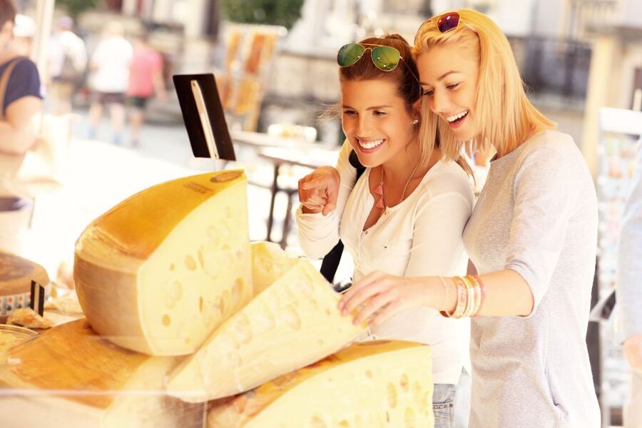 Rome: The Vatican Market Experience Tasting and Class - Should you book the Mercato Trionfale food tour?