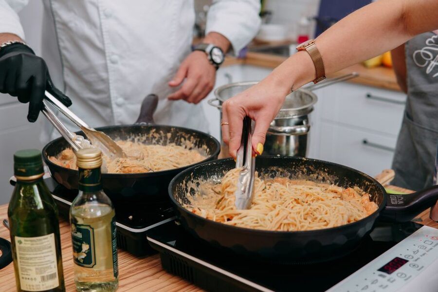 Rome: The Vatican Market Experience Tasting and Class - Why the market setting matters
