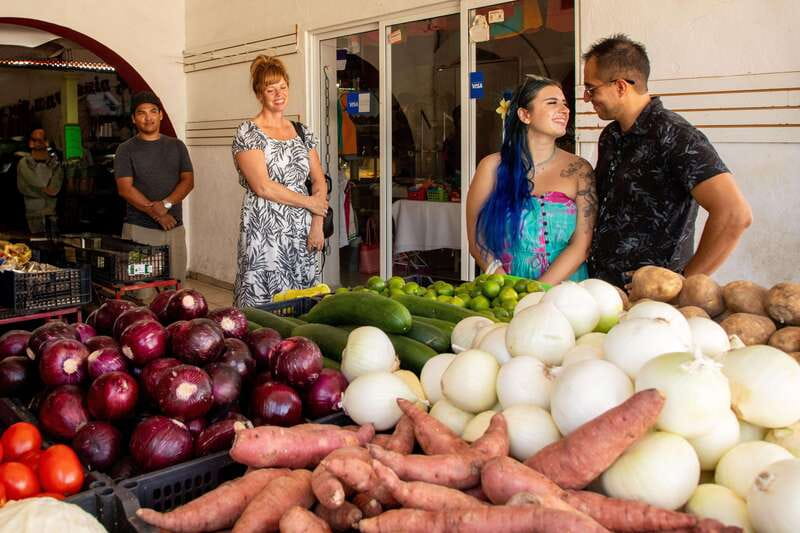 San Jose del Cabo: Guided Food Tour & Visit to Local Market - The market visit adds useful context