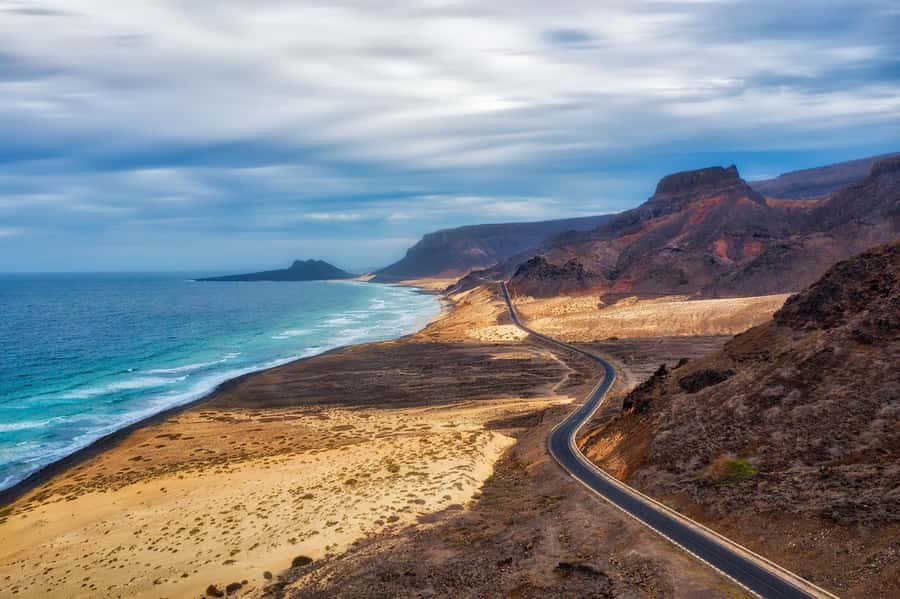 São Vicente: Markets, Mountains, Fishing Villages & Beaches - A short swim at Baía das Gatas