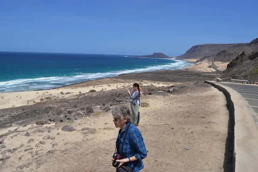 São Vicente: Markets, Mountains, Fishing Villages & Beaches - Who should choose this São Vicente tour?