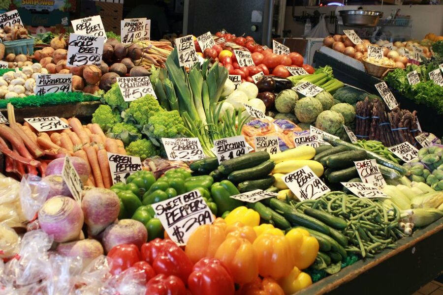 Seattle: Early-Bird Tasting Tour of Pike Place Market - The market’s 100-year story, told while you eat
