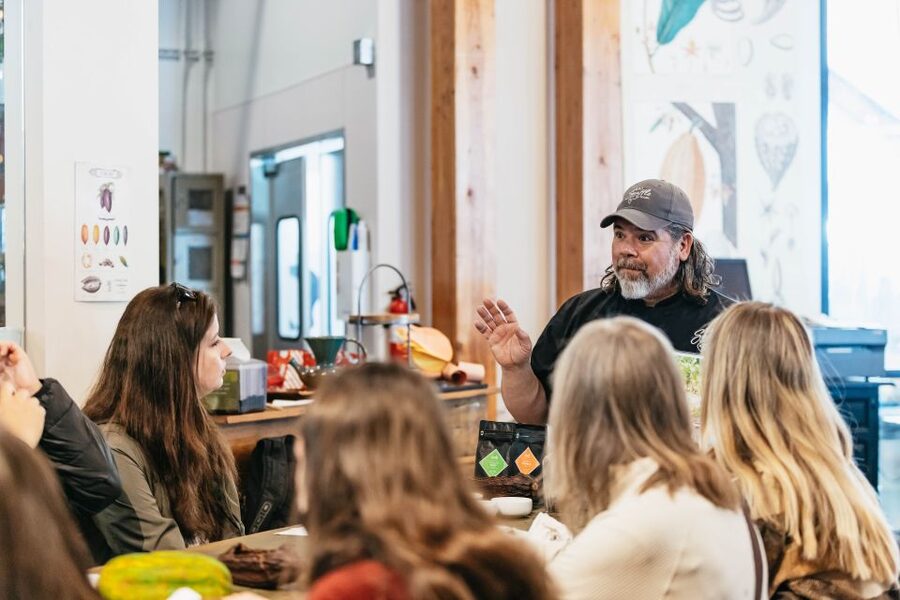 Seattle: Pike Place Market Chef-Guided Food Tour - Nine stops that turn Pike Place into lunch