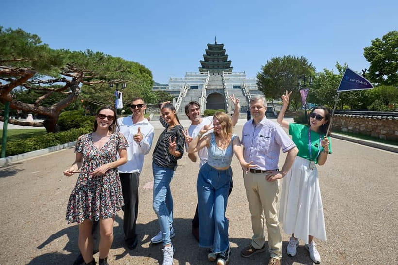 Seoul: Bukchon Village, Gyeongbokgung, Gwangjang Market - Gwangjang Market and Seoul street food