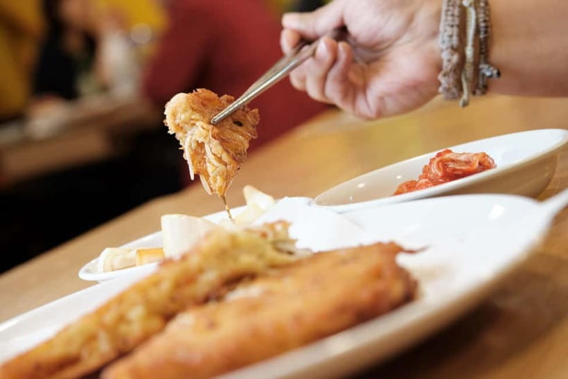 Seoul: Guided Food & Market Tour with 8+ Tastings - The dishes that make the tour filling
