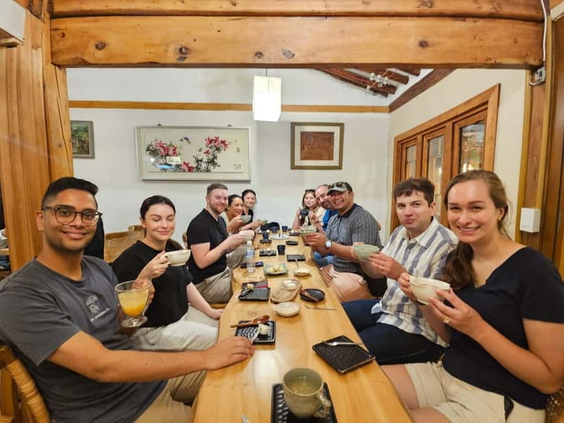 Seoul: Guided Food & Market Tour with 8+ Tastings - Gwangjang Market: 80 minutes of serious grazing