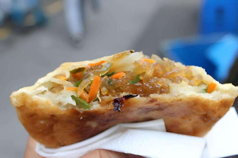 Seoul: Guided Street Food Tour at Namdaemun Market - Why Namdaemun works so well for a first food tour