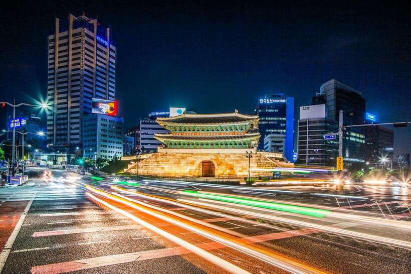 Seoul: Guided Street Food Tour at Namdaemun Market - The market beyond the food