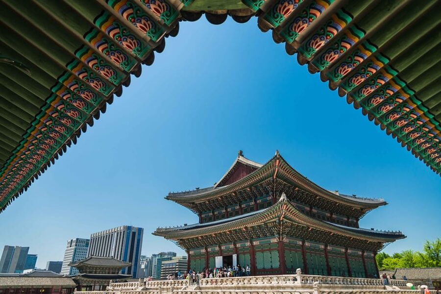Seoul: Gyeongbokgung Palace Tour & Lunch at Authentic Market - Who will enjoy this three-hour tour?