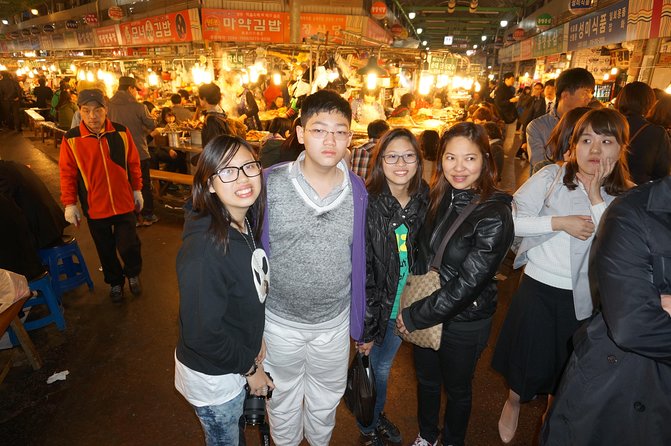 Seoul Night "Private Tour"(Korean BBQ, N-Tower, Seoul Fortress, Local Market) - Why this private Seoul night tour works