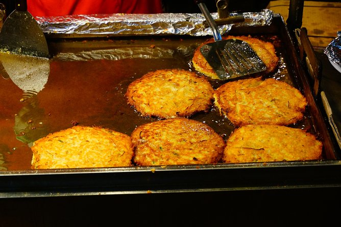 Seoul Night "Private Tour"(Korean BBQ, N-Tower, Seoul Fortress, Local Market) - Cheonggyecheon Stream and a city-center finish