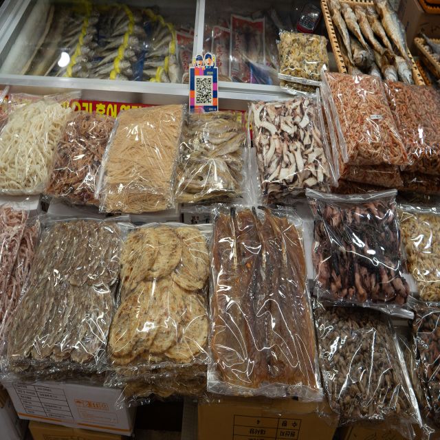 Seoul: The Biggest Sea-food Noryangjin Market Tour - Should you book the Noryangjin market tour?
