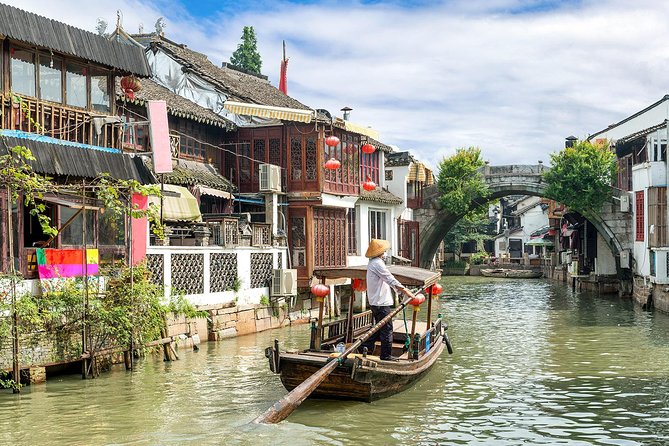 Shanghai Day Tour to Zhujiajiao Water Town, Yu Garden, Bazaar, Bund - Yu Garden, Shanghai’s most detailed stop