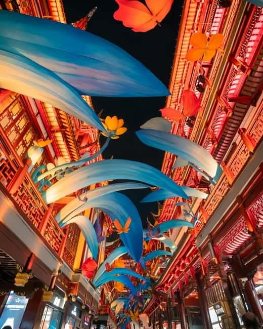 Shanghai: Jing'an Temple, Yu Garden, and Bazaar Private Tour - Should you book it?
