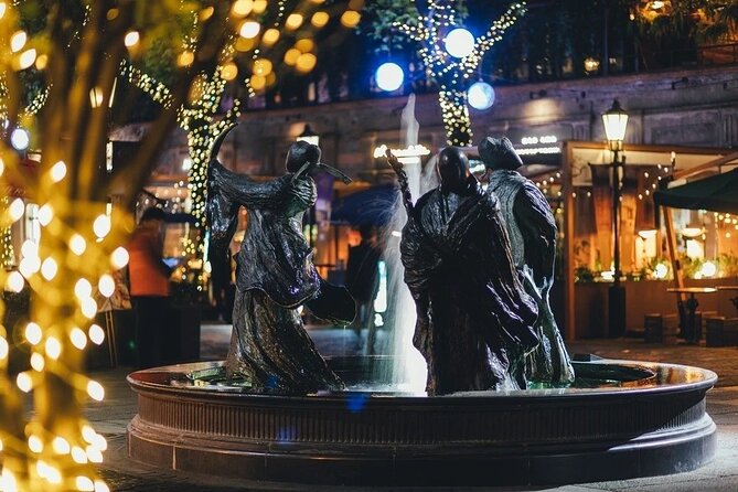 Shanghai Night River Cruise and Light Tour with Yuyuan Bazaar - The former French Concession on foot