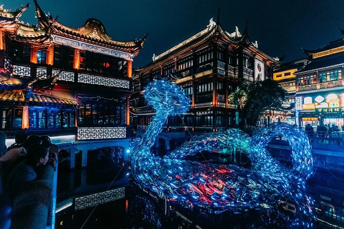 Shanghai Night River Cruise and Light Tour with Yuyuan Bazaar - The guides make the difference