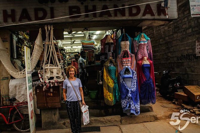 Shopping and Bazaar Trail in Bangalore - What this private Bangalore shopping tour is really for