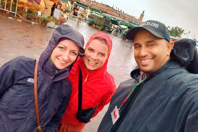 Shopping in the Souks of Marrakech Private Tour - Morning or afternoon: choosing the right departure