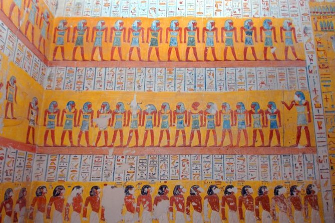 Shopping tour In Governmental Bazaars include guide's advisor - Papyrus: look beyond the picture