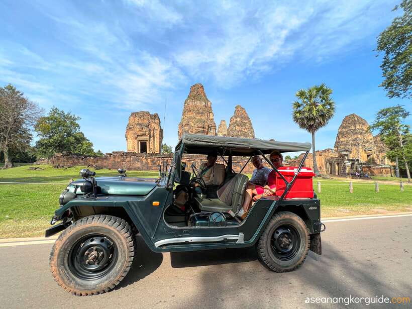 Siem Reap: Angkor Wat Sunrise and Market Tour by Jeep - Angkor Wat before the heat
