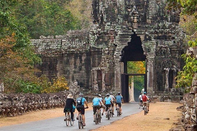 Siem Reap: Morning Bike Tours with Local Market & Lunch - Should you book this tour?