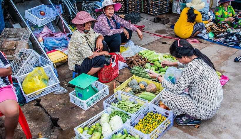 Siem Reap: Morning Cooking Class & Market Tour - Guides, chefs, and the human side