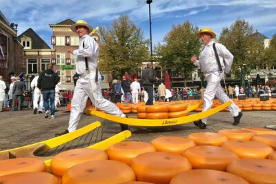 Small Group Alkmaar Cheese Market and City Tour *English*