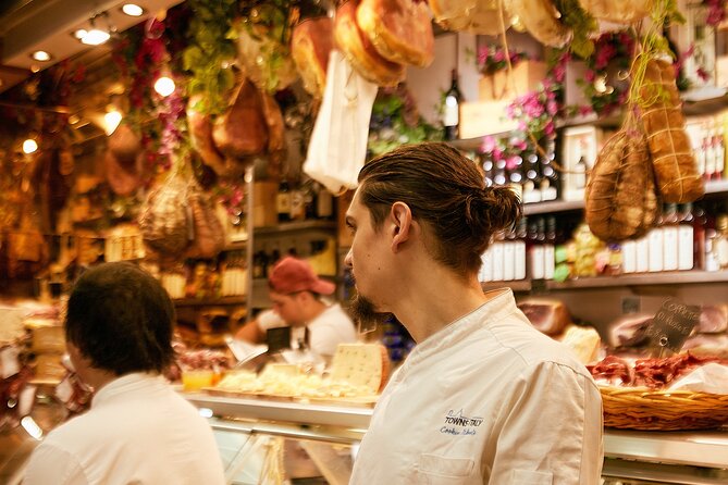 Small Group Cooking Class & Market Food Tour in Florence - Making pasta from scratch