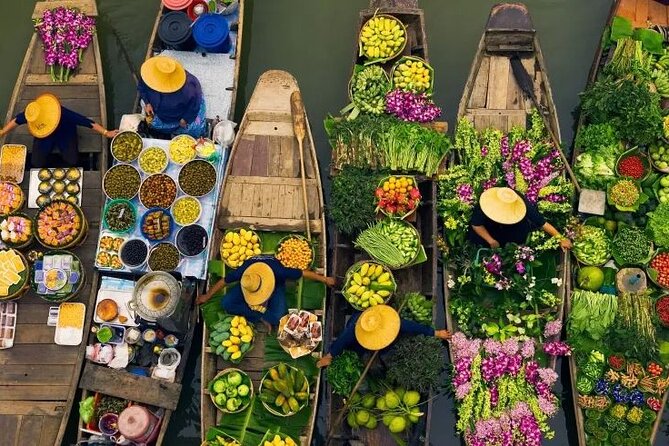 Small Group Railway Market and Floating Market - The 7:30 am start and private minivan ride