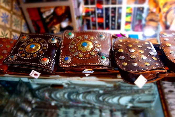 Souks Shopping Tours - Shopping for carpets, lamps, mirrors, and leather