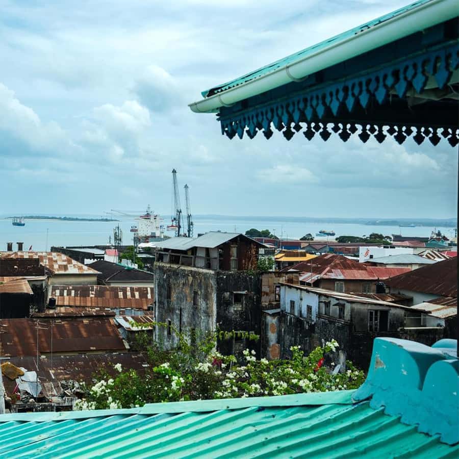 Stone Town Guided Tour: Culture, Slave Market & Spice Market - Starting in Stone Town and finding your bearings