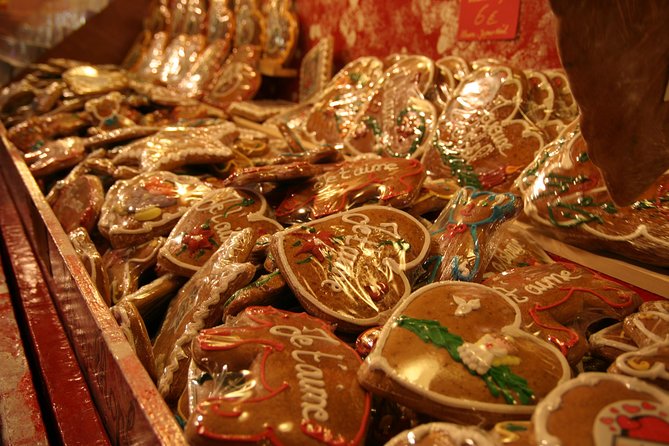 Strasbourg Christmas Market Small Group Walking Tour - What the guide adds to the experience