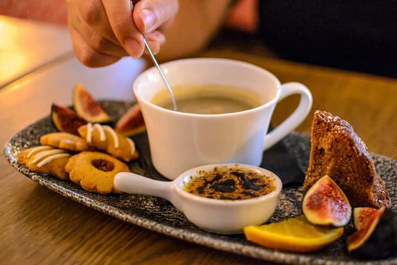 Strasbourg Christmas market tour and culinary city tour with tastings - Why Strasbourg tastes best at Christmas