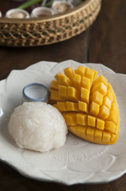 Sukhumvit: Hands-on Thai Cooking Class & Market Tour in BKK - Dietary needs and practical comfort