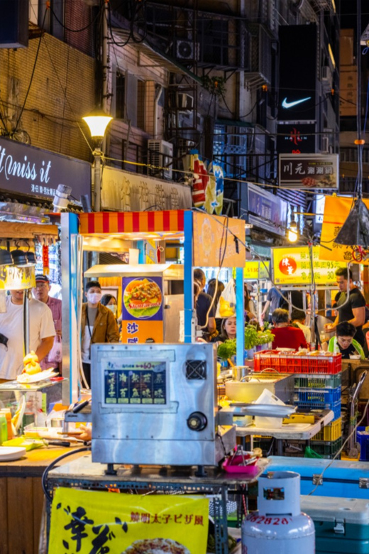Taipei: 2-Hour Raohe Night Market Walking Tour - What you can eat at Raohe Night Market