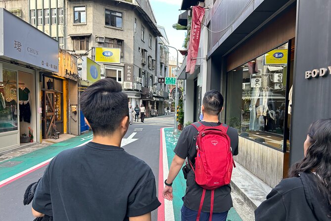 Taipei Hidden Eats, Market & Street Food Tour with 8+ Tastings - A short university walk changes the pace