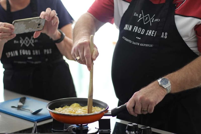 Tapas Cooking Workshop & Market Visit - Four tapas, plus churros for dessert