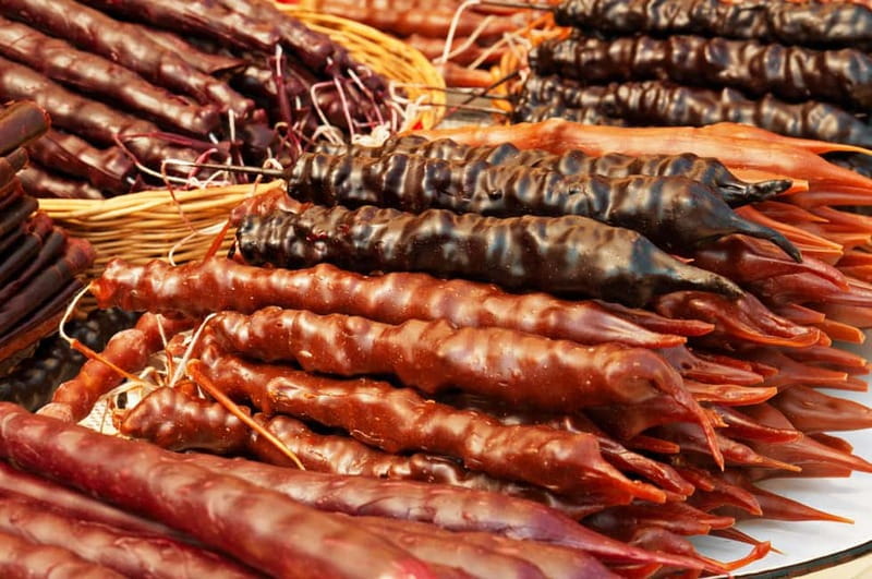 Tbilisi: Street Food & Sightseeing Tour with Local Markets - A modern food hall and Tbilisi’s newer side